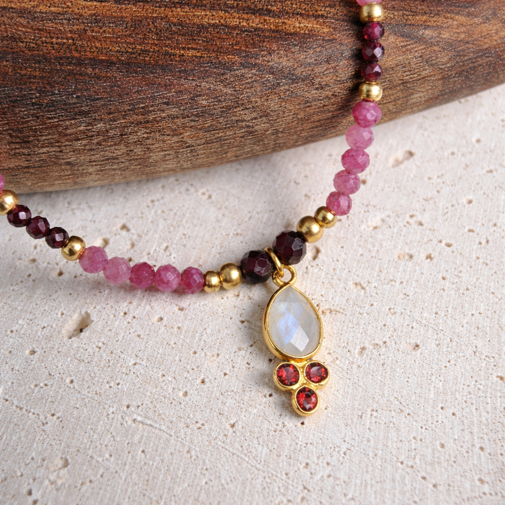 Collier Nayara